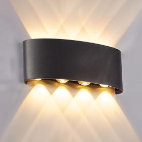 أباجورة حائط LED 8 واط للإضاءة الخارجية بـ 4 لمبات من مادة PP