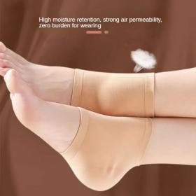 جوارب مرطبة لعلاج تشققات الكعب